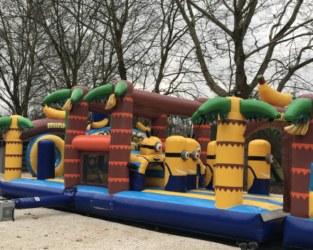 Eerste test en goedgekeurd !! Fun voor al uw feesten !! Run van meer dan 17 meter !! 